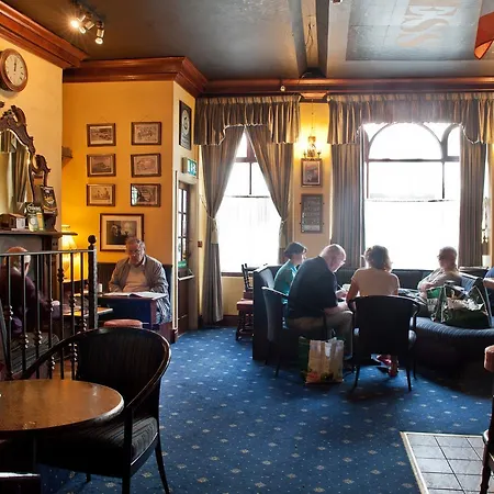 O'donovan's Hotel 2*