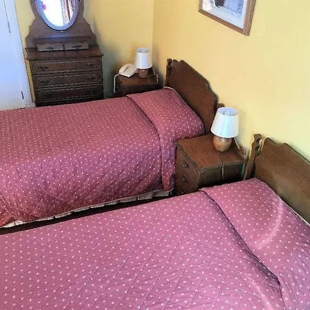 O Donovans 2* Clonakilty